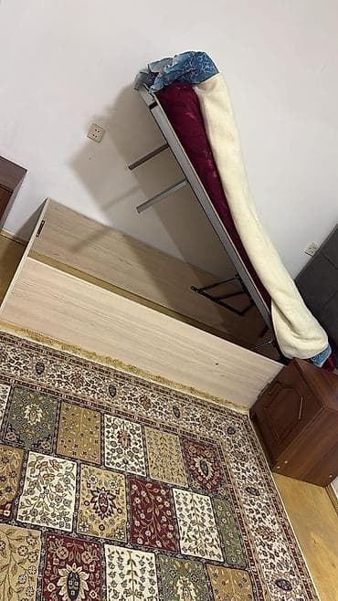 matras: Yüksəklənən mexanizmalı tək nəfərlik çarpayı - Ölçü: təxminən 90x190 — 3
