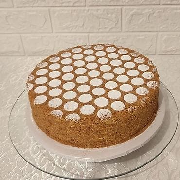 Bal dadında klassik “Medovik” tortu - Çoxqatlı yumşaq bal biskvitləri