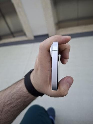 ipone sr: IPhone 16, 128 GB, Ağ — 6