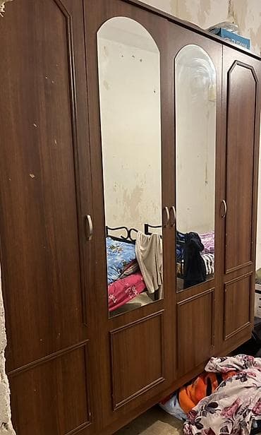 şifonerler: 4 qapılı, Güzgülü, Qəhvəyi, Taxta, Açılan, Düz dolab — 2