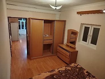 əmlak satışı saytları: 1 otaqlı mənzil – mətbəx-studiya planı Xüsusiyyətlər: - Geniş mətbəx — 4