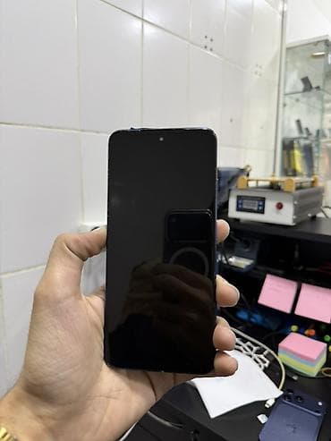 Jeep: Xiaomi Redmi smartfon - Rəng: mavi - Korpusda “Redmi” loqosu, mat — 2