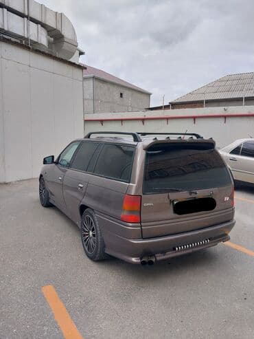 dizel opel astra: Opel Astra: 1.6 l | 1996 il 12345 km Universal — 3