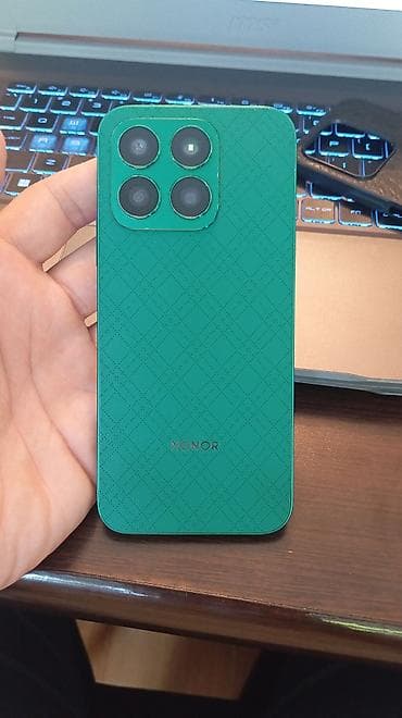 processor core i7: Honor X8b, 128 GB, rəng - Yaşıl, Barmaq izi, İki sim kartlı, Face ID — 8