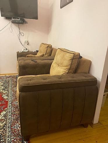 klassik divan: Divan kreslo dəsti.az işlənib .300 manata satılır .söküyü ləkəsi — 7