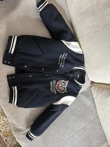 Столы для кормления: ZARA uşaq bomber/varsity gödəkçəsi - Rəng: tünd göy (demək olar qara) — 1