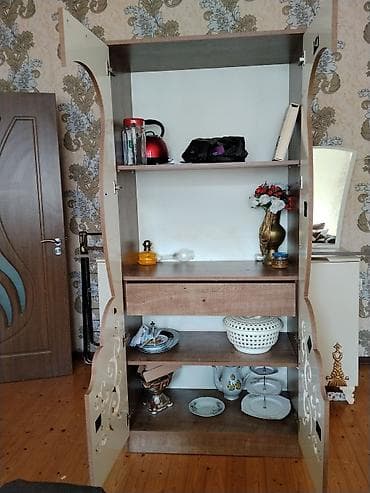 quxna stollari: Mətbəx/zal üçün dekorativ vitrin-dolab - Material: laminat/LDSP - — 2