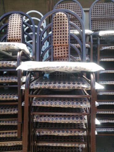 hundur stul: Stullar Topdan və parakəndə satişi stol stul dəstinin sexden birbaşa — 10