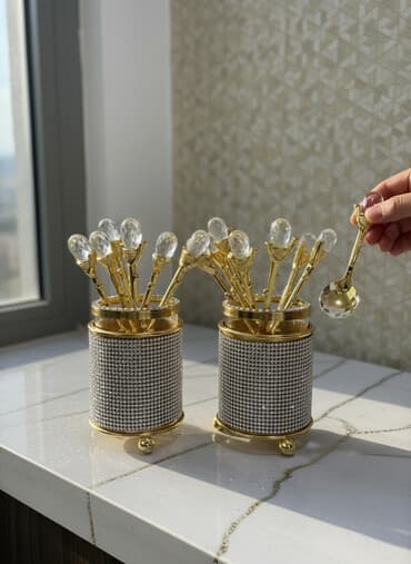 Yenidir xonca ucun alinmissdi istifade olunmayib Lüks dekorativ qaşıq