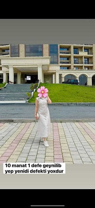 Uzun düyməli yay donu – açıq bej rəngdə - Model: qoltuqsuz, yaxası — 1