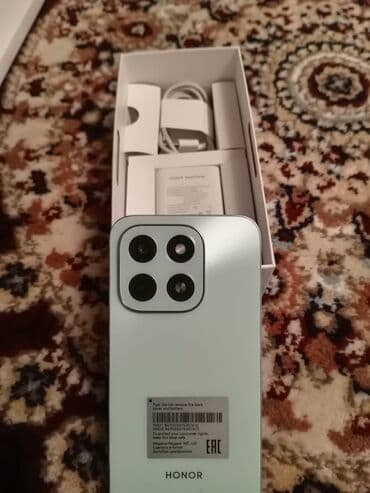 телефон fly fs518: Honor X6c, 256 GB, rəng - Yaşıl, Sənədlərlə — 2