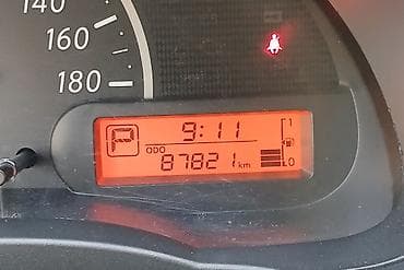 çen: Nissan March: 1.2 l | 2014 il Hetçbek — 8