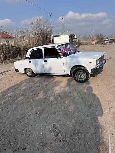 mercedes vito 7 1: VAZ (LADA) 2107: 1.6 l | Sedan — 5