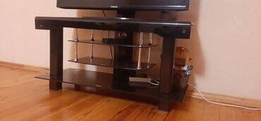 электрический кабель: Прямой ТВ стенд, С полками, Стеклянный — 1