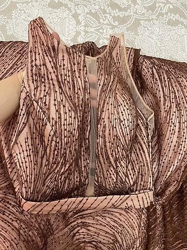 meqa maks: 200 azn 1 defe geyilib 34-36 olcu — 2