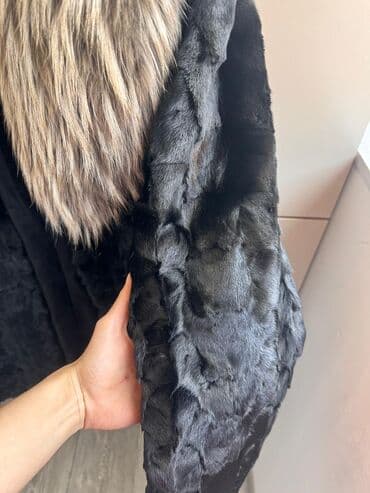 təbii qadın şubaları: Təcili şuba satılır təbii xəzdən. Heç bir difekti yoxdur. Çox az — 3