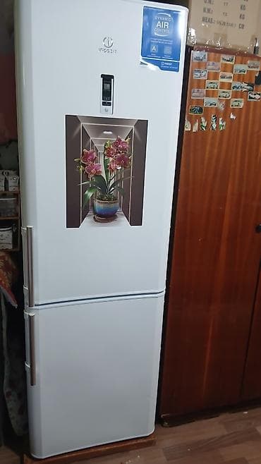 Indesit soyuducu teze kimidi az islenib köcurem deye təcili satilir