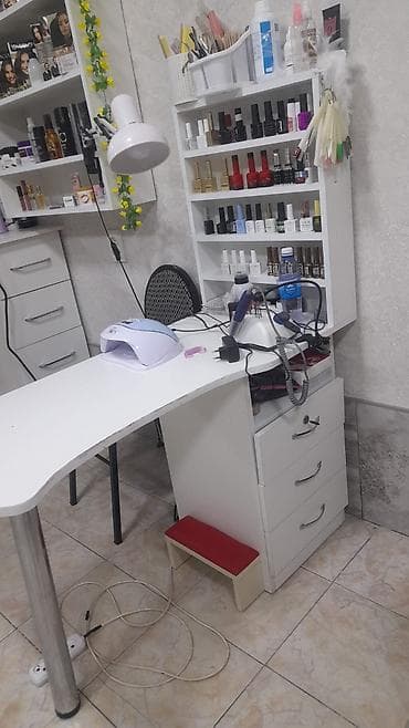 ucuz stollar: İşlənmiş, Manikür üçün masa, Güzgüsüz — 1