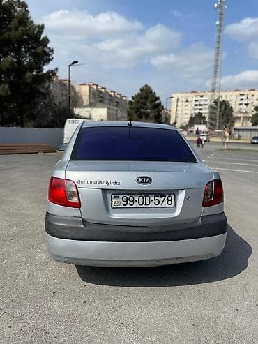 Водный транспорт: Kia Rio sedan - Kuzov: sedan, gümüşü rəng - Mühərrik: benzin - — 4