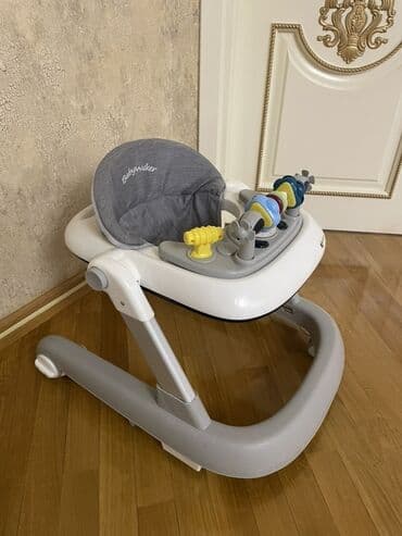 Manejlər: Uşaq gəzdirəni – Babywalker - Rəng: ağ/boz - Yumşaq, yüksək arxalı — 3
