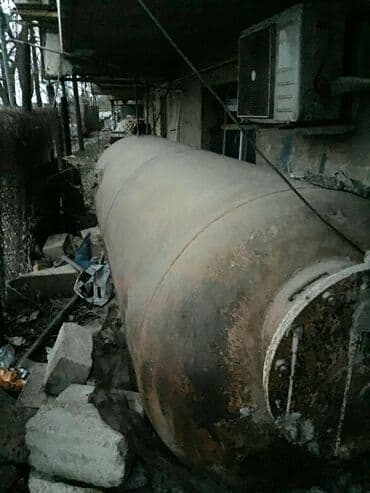 su çəni işləmiş: Bak, Metal, 5000 l l, İşlənmiş, Ünvandan götürmə — 1