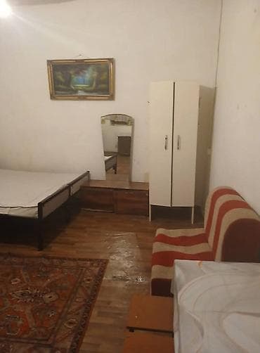 kiraye ev quba: Metro elmlere yaxın bir otaglı heyet evi kirayə verilir obsi heyedir — 2