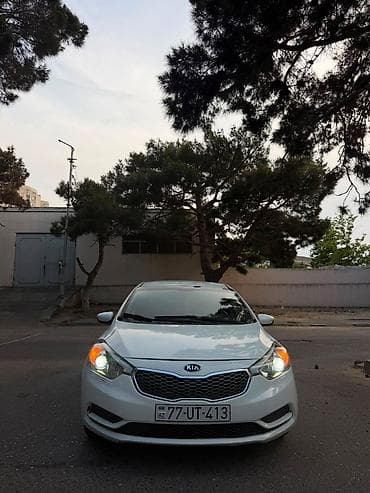 araba motoru: Kia forte səliqəli sürülüb mator karopkada heç bir problem yoxdur — 1