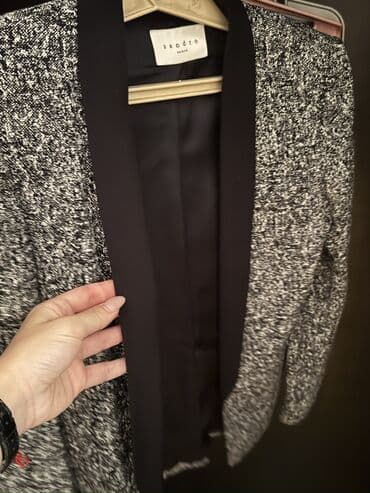 Пиджаки: Sandro Paris qadın blezeri 38 razmer 50 manat - Model: düyməsiz, açıq — 3