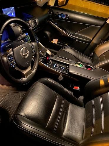 barmaqlıq: Lexus IS: 2.5 l | 2013 il Sedan — 8