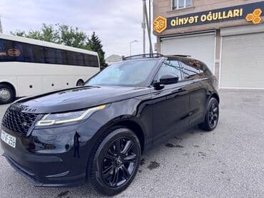 bmw x7 2009: Range Rover Velar, qara kuzov rəngi və qara aqreqatlı eksteryer paketi — 2