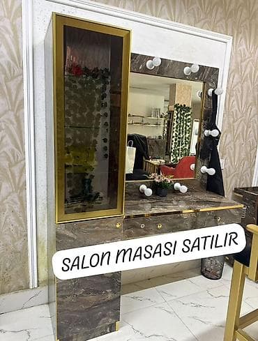Makiyaj üçün masa, Güzgülü