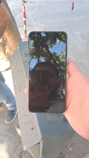 samsung 10a: Samsung Galaxy A20s, 32 GB, rəng - Qara, Qırıq — 2
