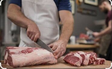 Qəssab isi axdariram 10 il tecrubem var