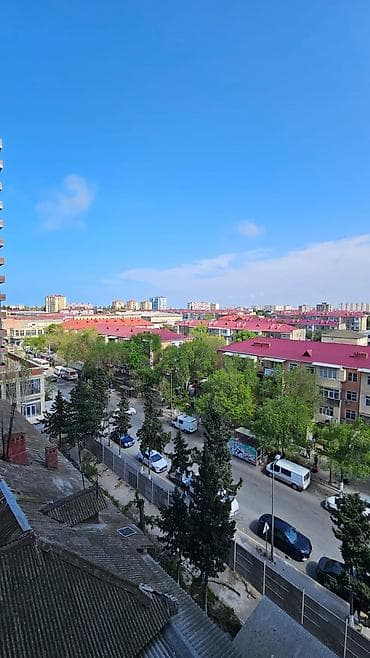 lökbatan ev: Kiraye ev. 16 məhəllə 16/6 tam təmirli boş ev kirayə verilir. 2 otaq — 1