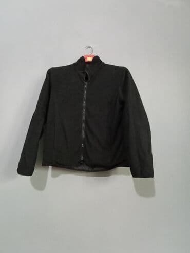 uzun kurtqa: Qara rəngli qadın/kisi üçün yüngül şişmə gödəkçə - Rəng: qara - — 2