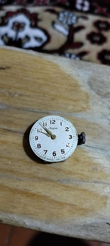 kişi ucun əl cantaları: Qol saatı, Zarya, rəng - Ağ — 2