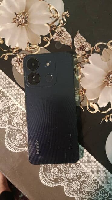 Mercedes-Benz: Infinix Smart 7 — 1