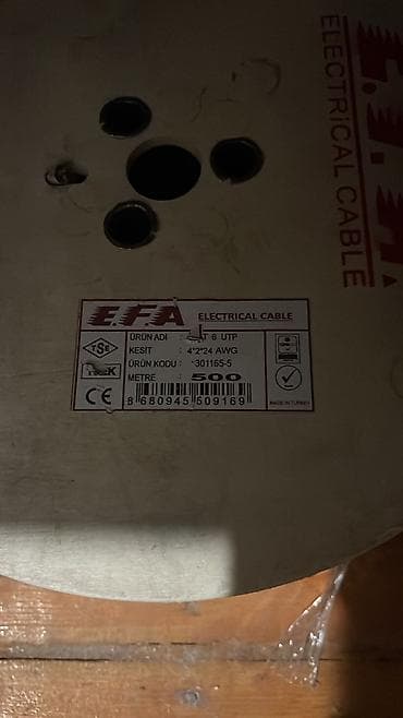 Yeni, Kabel, Mis, Kredit yoxdur