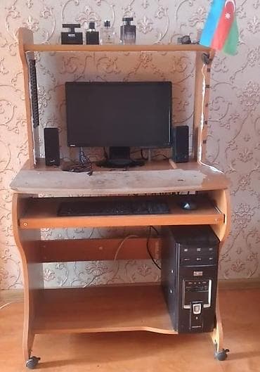 Kompyuter masası və masaüstü PC seti Tərkib: - Kompyuter masası