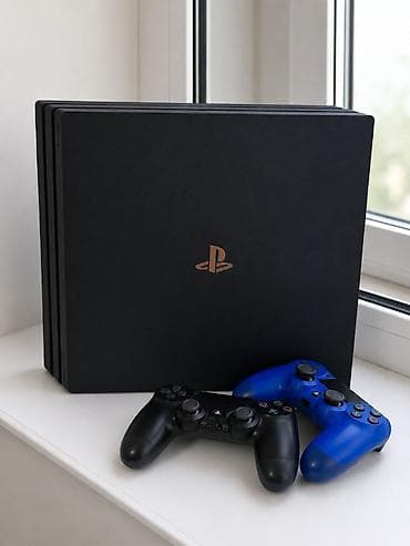 PS4 Pro 1TB satılır. Konsol yaxşı vəziyyətdədir, plomblar yerindədir — 1