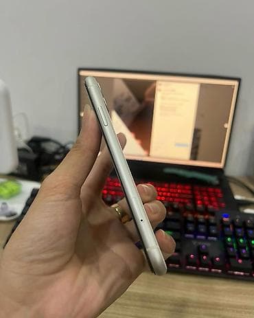 Адаптеры: IPhone 11, 128 ГБ, Белый, Гарантия, Кредит, Беспроводная зарядка — 3