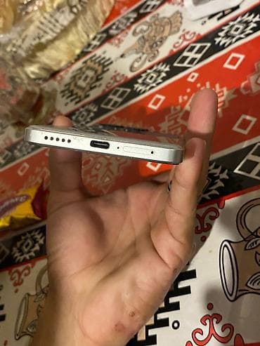 lil solid dual: Poco X6 Pro 5G, rəng - Gümüşü, Sensor — 5