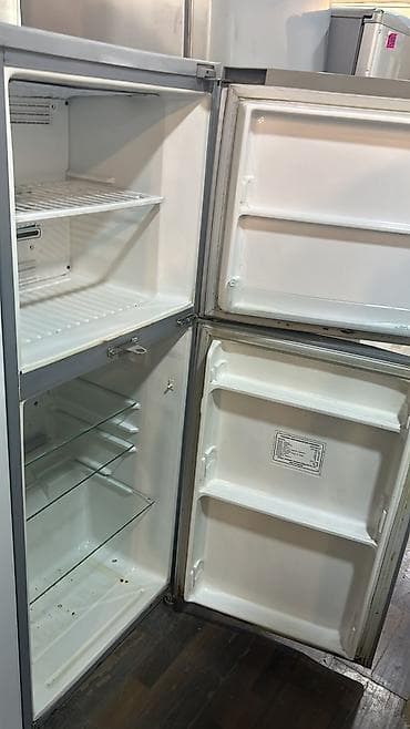 Elektronika: İki kameralı soyuducu - Rəng: gümüşü (inox üslubunda) - Üst blok — 2