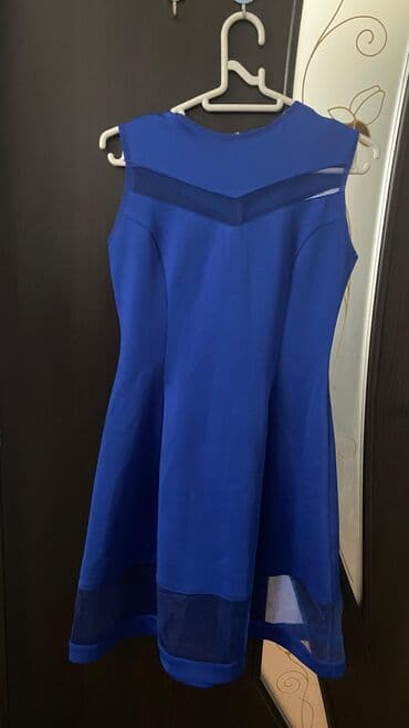 papaqlı tolstovkalar: Çəhrayi ve mavi don 5azn Bənövşəyi don 15azn Mavi sviter və bənövşəyi — 3