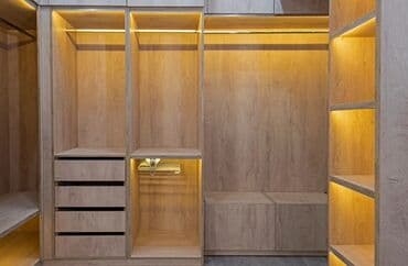 Elektrik xidmetleri gosteririk butun dolab kəslərin sifarişlər