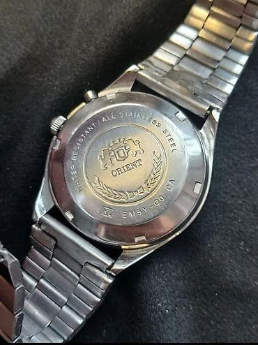 zaryadka apple watch: Б/у, Наручные часы, Orient, цвет - Серебристый — 4