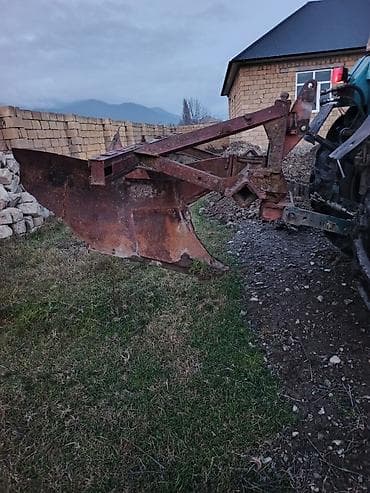 traktor matorları: Kənd təsərrüfatı texnikası – taxıl səpən (səpin aqreqatı) və torpaq — 5