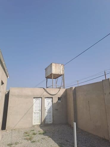 içməli su çənləri: Bak, Metal — 1