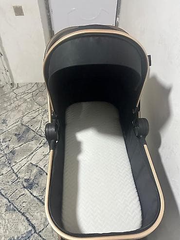 Araba-beşiklər: Çıxarıla bilən beşikli araba — 3