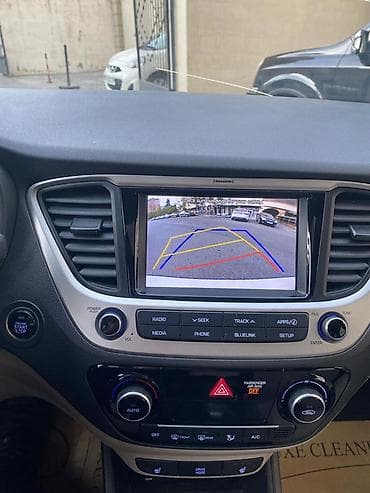 huday santafe: Hyundai Accent (ağ, sedan) - Kuzov: 4 qapılı sedan, ağ rəng, xrom — 5